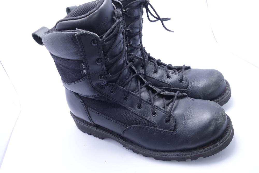 Danner APB 8" Boots Mens Size 13 D Black Leather Combat Gore-Tex Vibram 69220